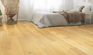 lambrusco-european-oak-hardwood-in the -room